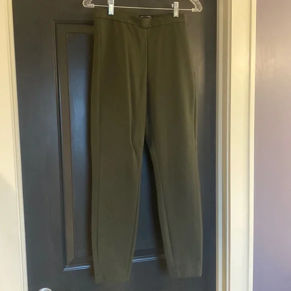Banana Republic | Pants & Jumpsuits | Womens Size 6 Hunter Green Dress Pants  | Poshmark